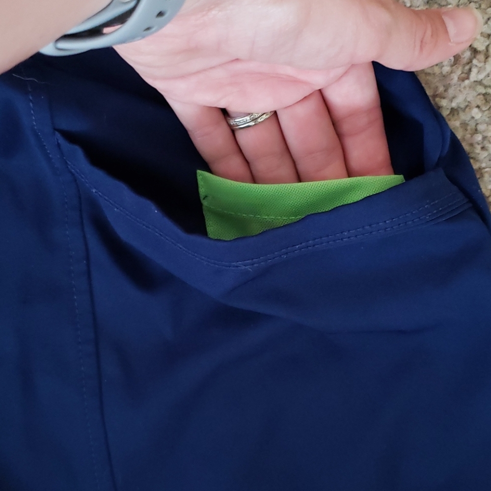 4/$12 Scrub Top - Picture 3 of 5